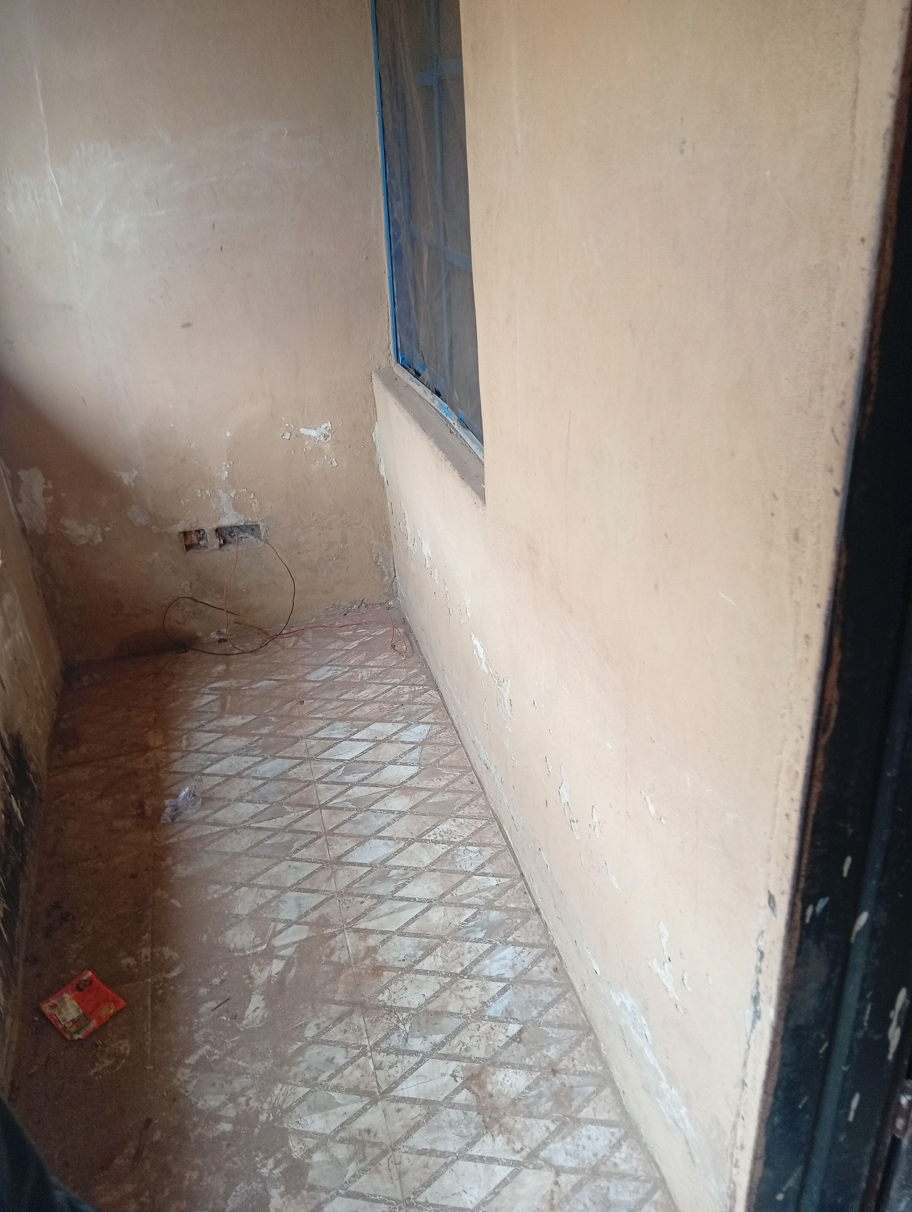 Room and Parlour Self Contained in Ayegbami