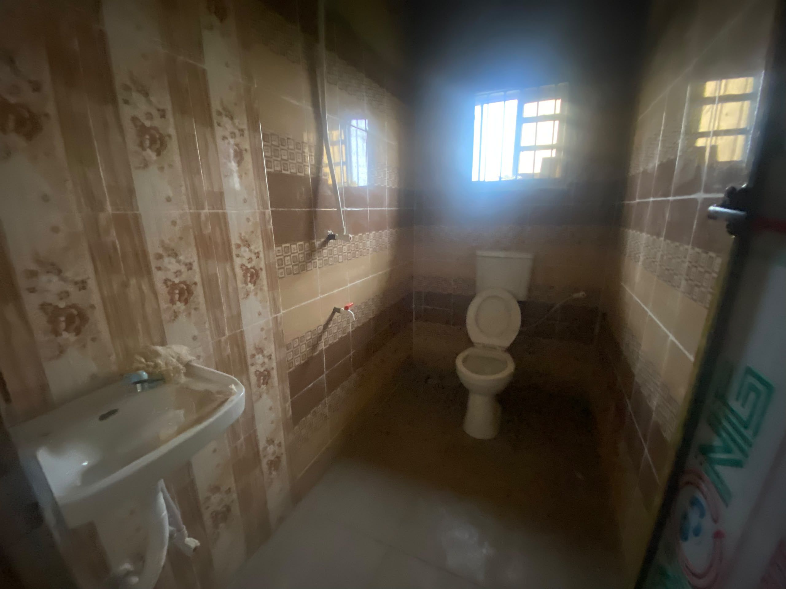Room and Parlour Self Contained in Ayepe Road