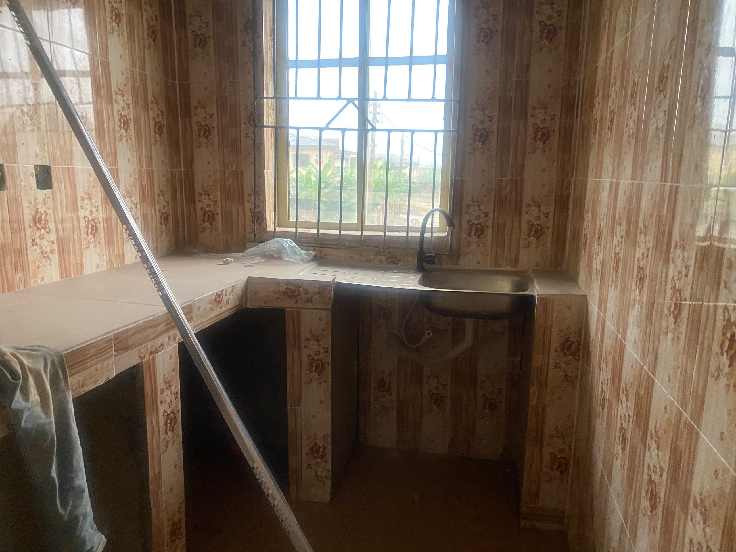Room and Parlour Self Contained in Ayepe Road image 2