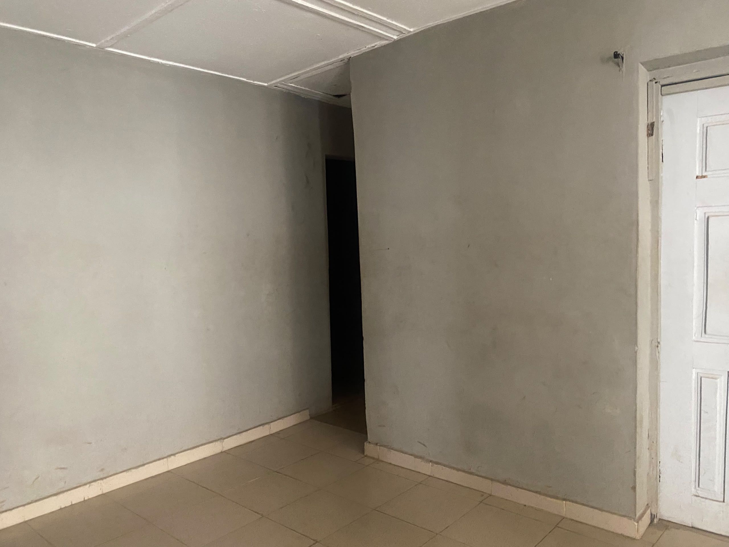 Two Bedroom Flat with Personal Toilet in Each Room in Hospital Road