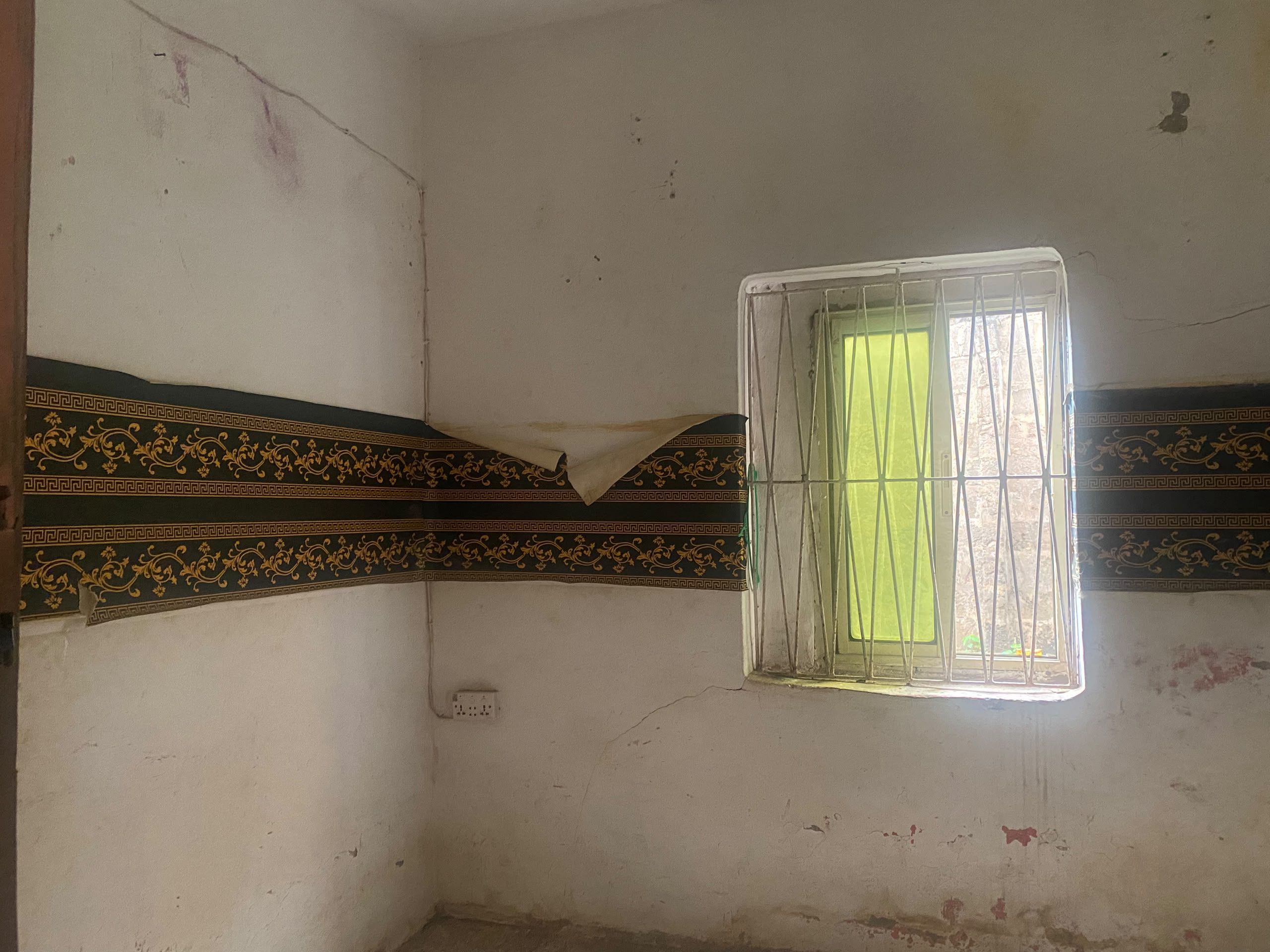 Single Room in a Flat with Shared Toilet and Bathroom in Isale Oko image 2