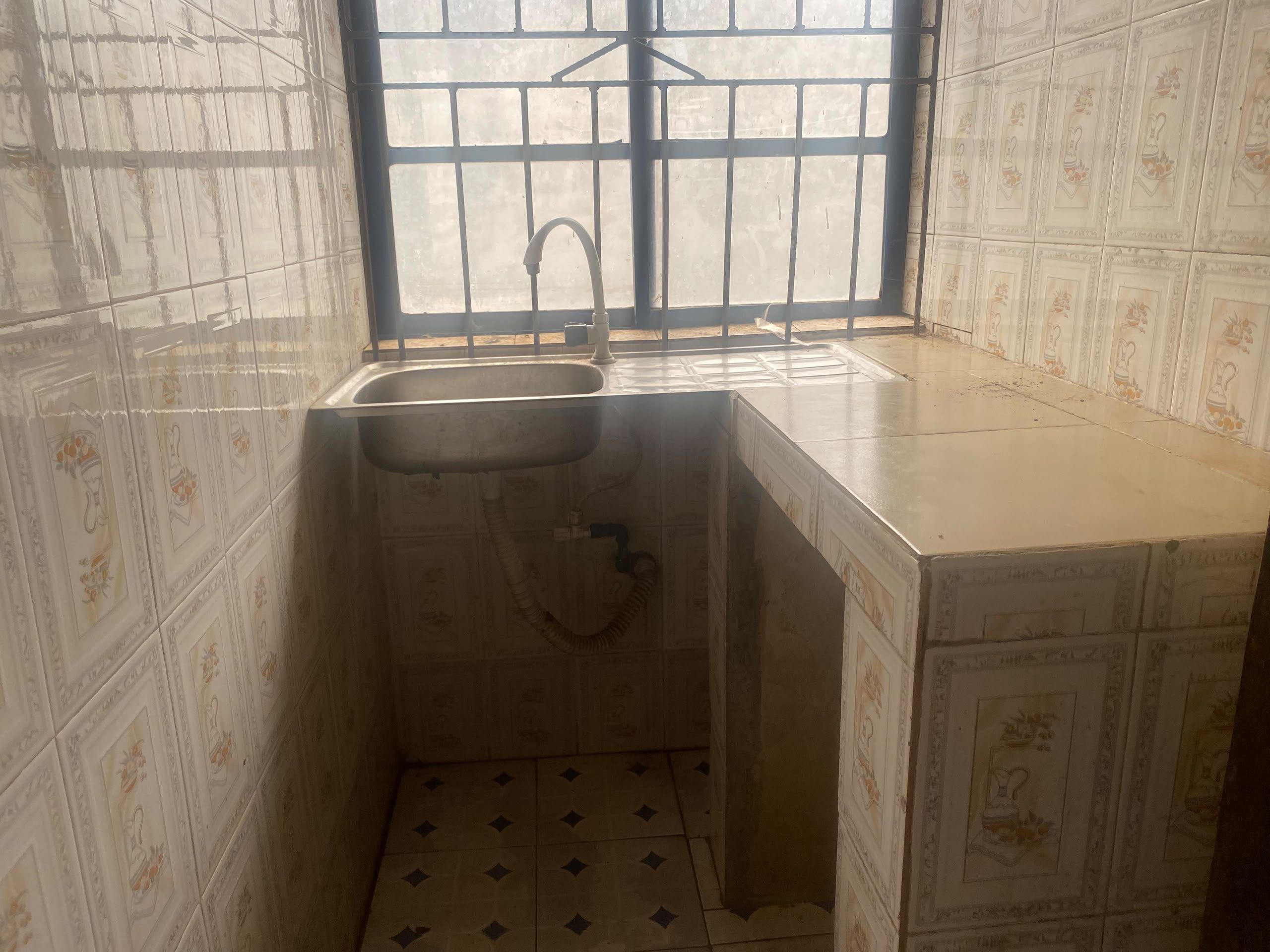 Room and Parlour Self Contained in Ayepe Road image 2