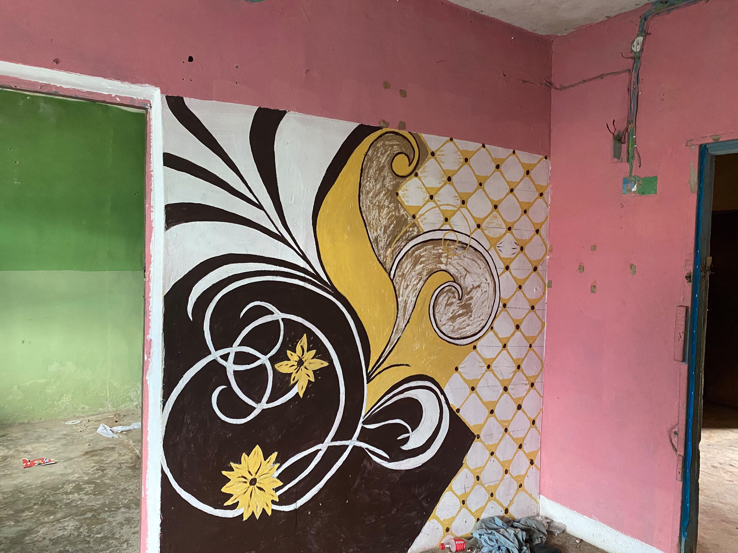 Single Room and Parlour with Shared Toilet and Bathroom in Ayepe Road