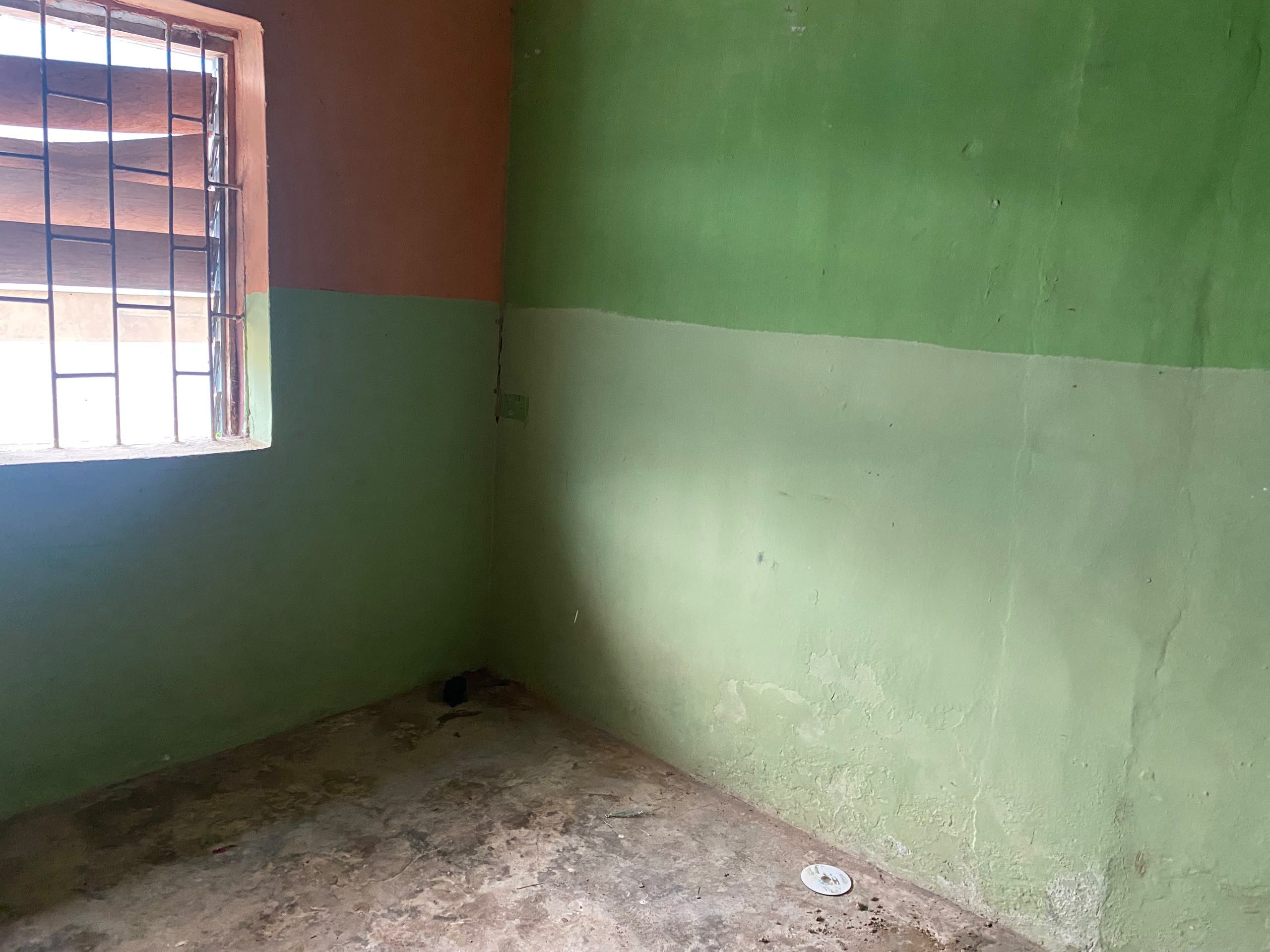 Single Room and Parlour with Shared Toilet and Bathroom in Ayepe Road image 3