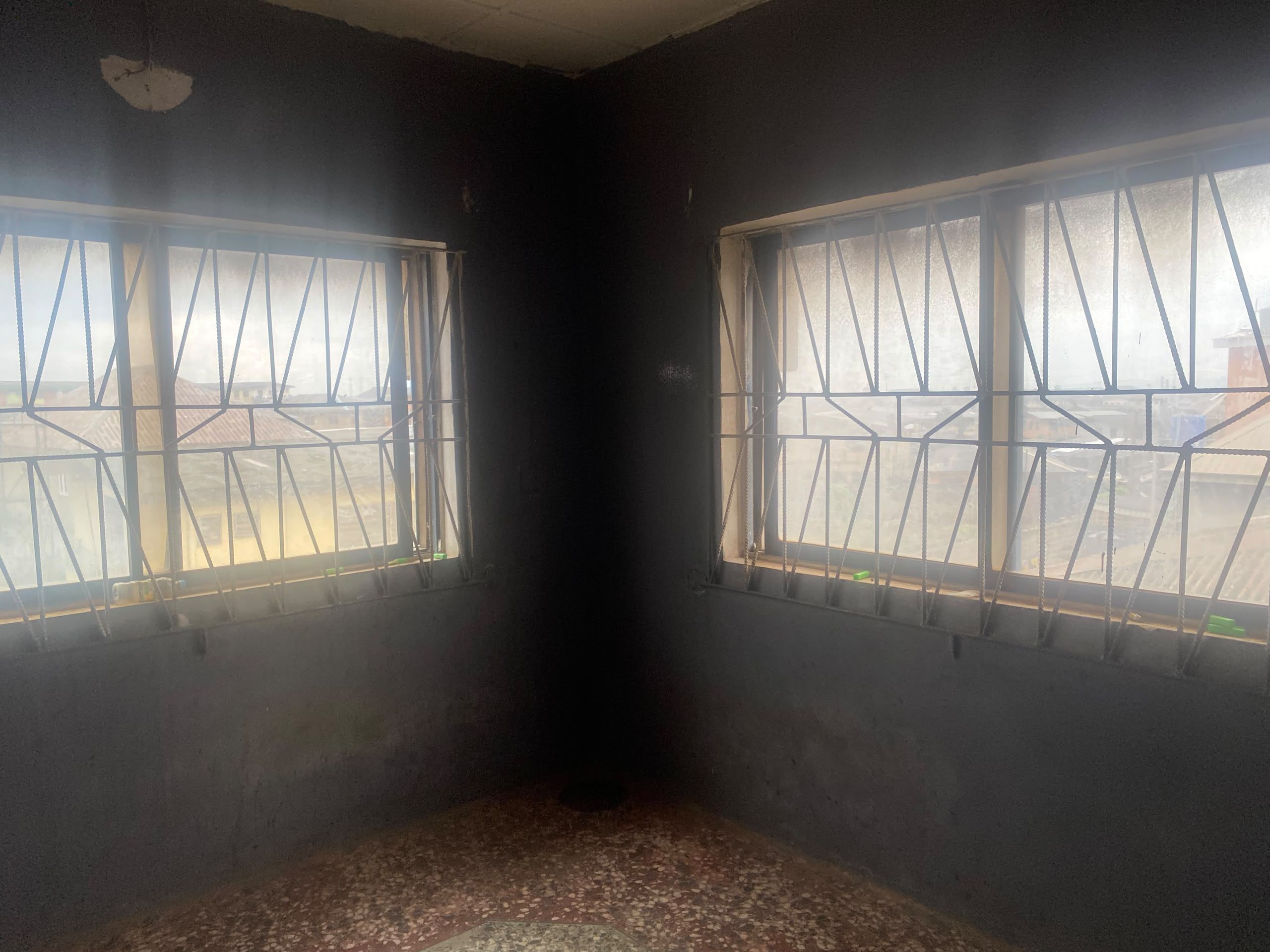 Two Bedroom Flat with Shared Toilet and Bathroom in Hospital Road image 4
