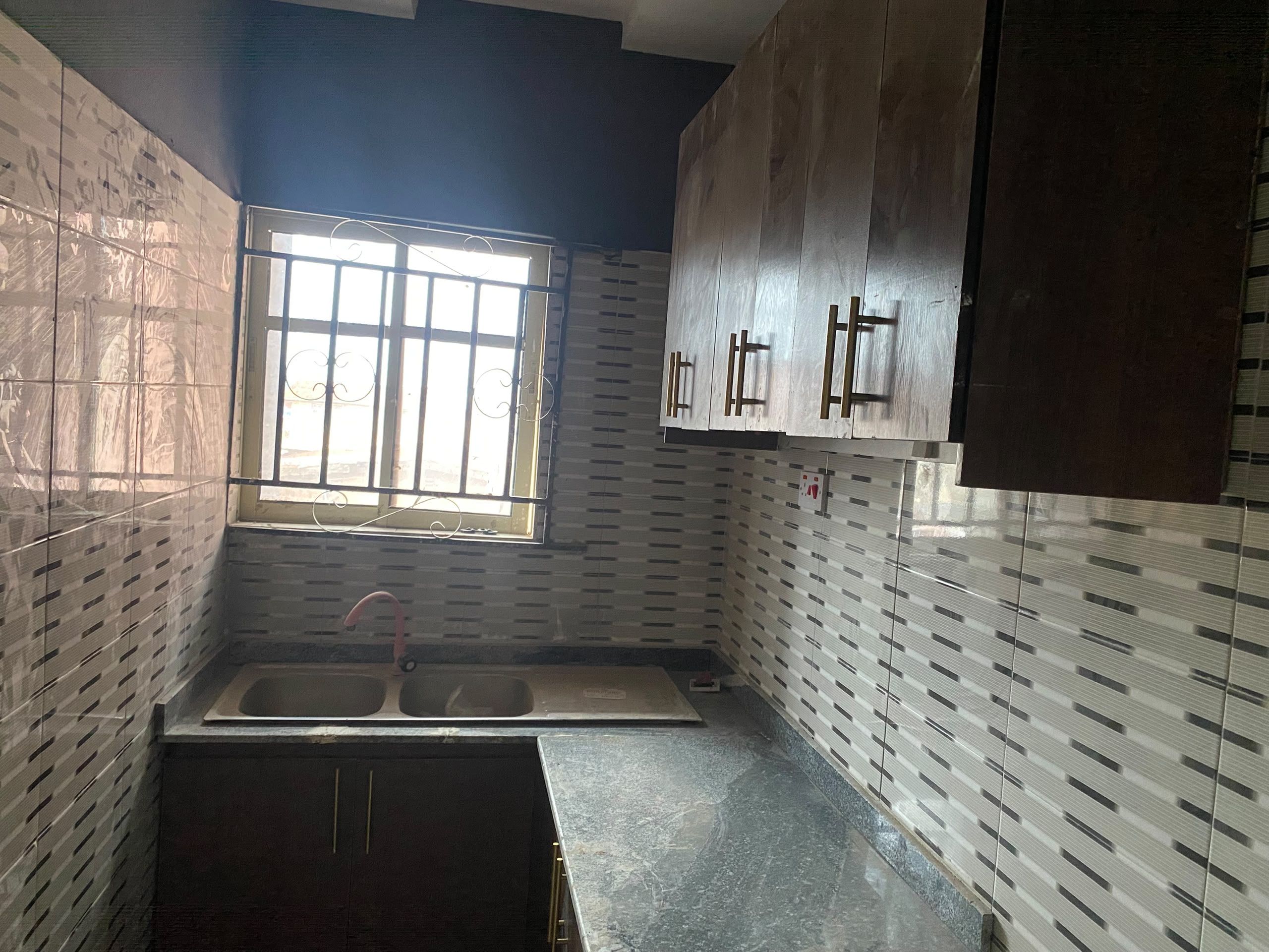 Room and Parlour Self Contained in Ayepe Road image 3