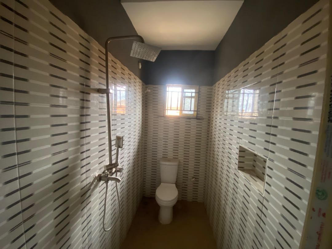 Room and Parlour Self Contained in Ayepe Road image 4