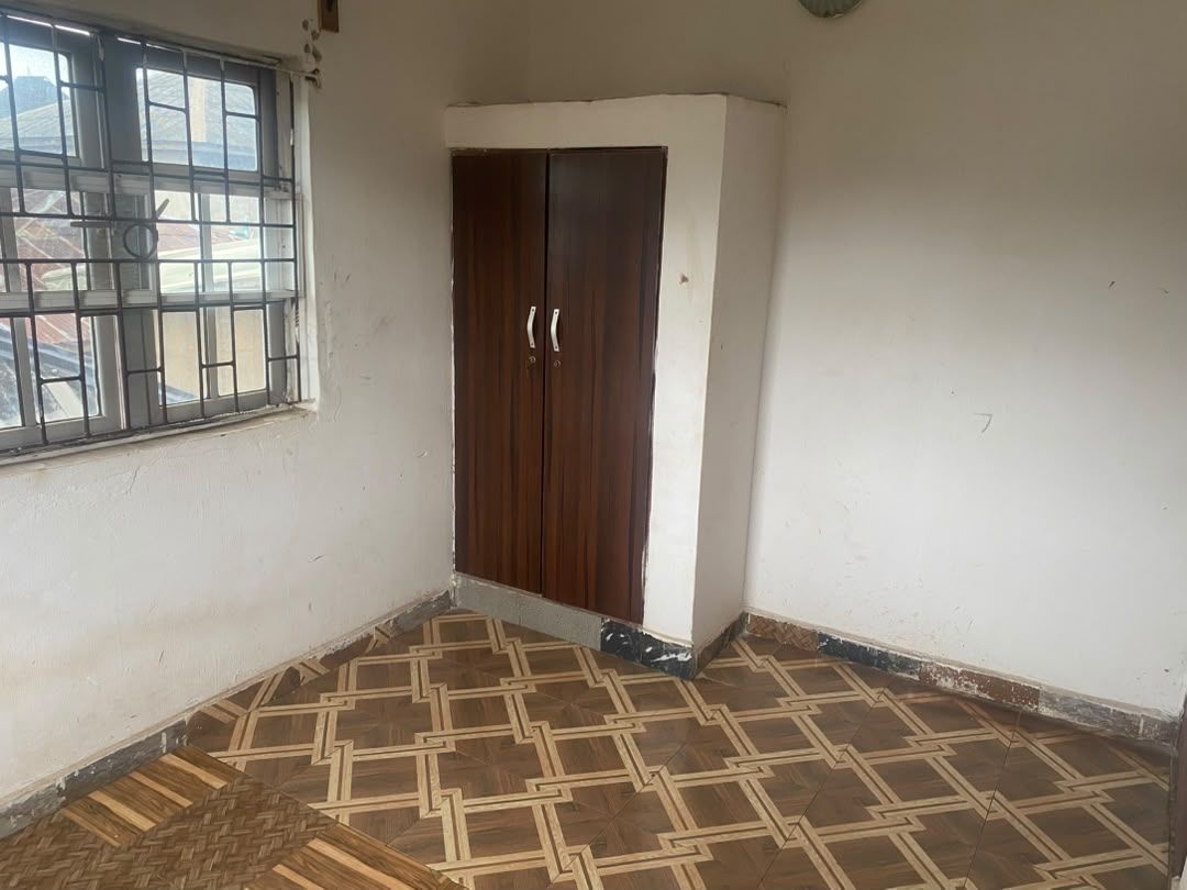 Room and Parlour Self Contained in Ayepe Road image 2