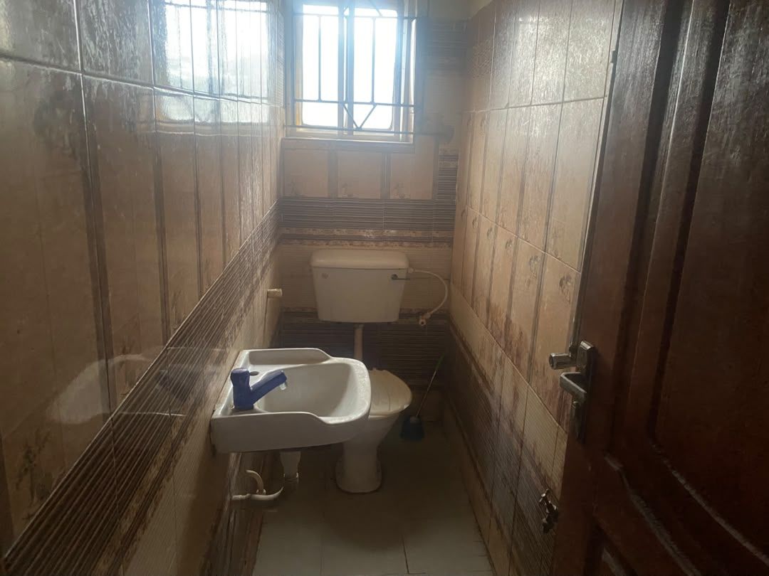 Room and Parlour Self Contained in Ayepe Road image 4