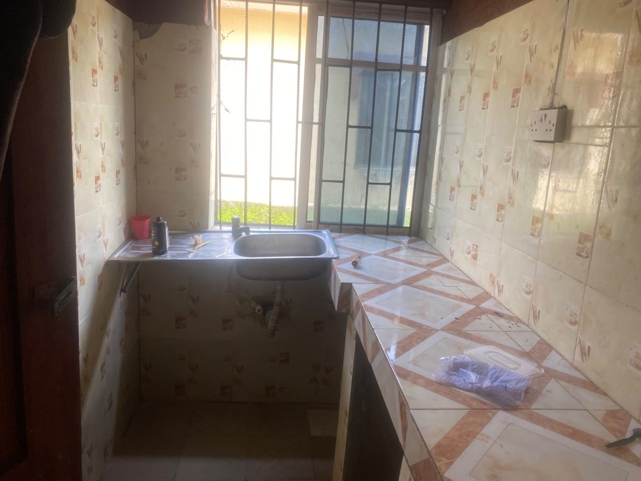 Room and Parlour Self Contained in Ayepe Road image 4