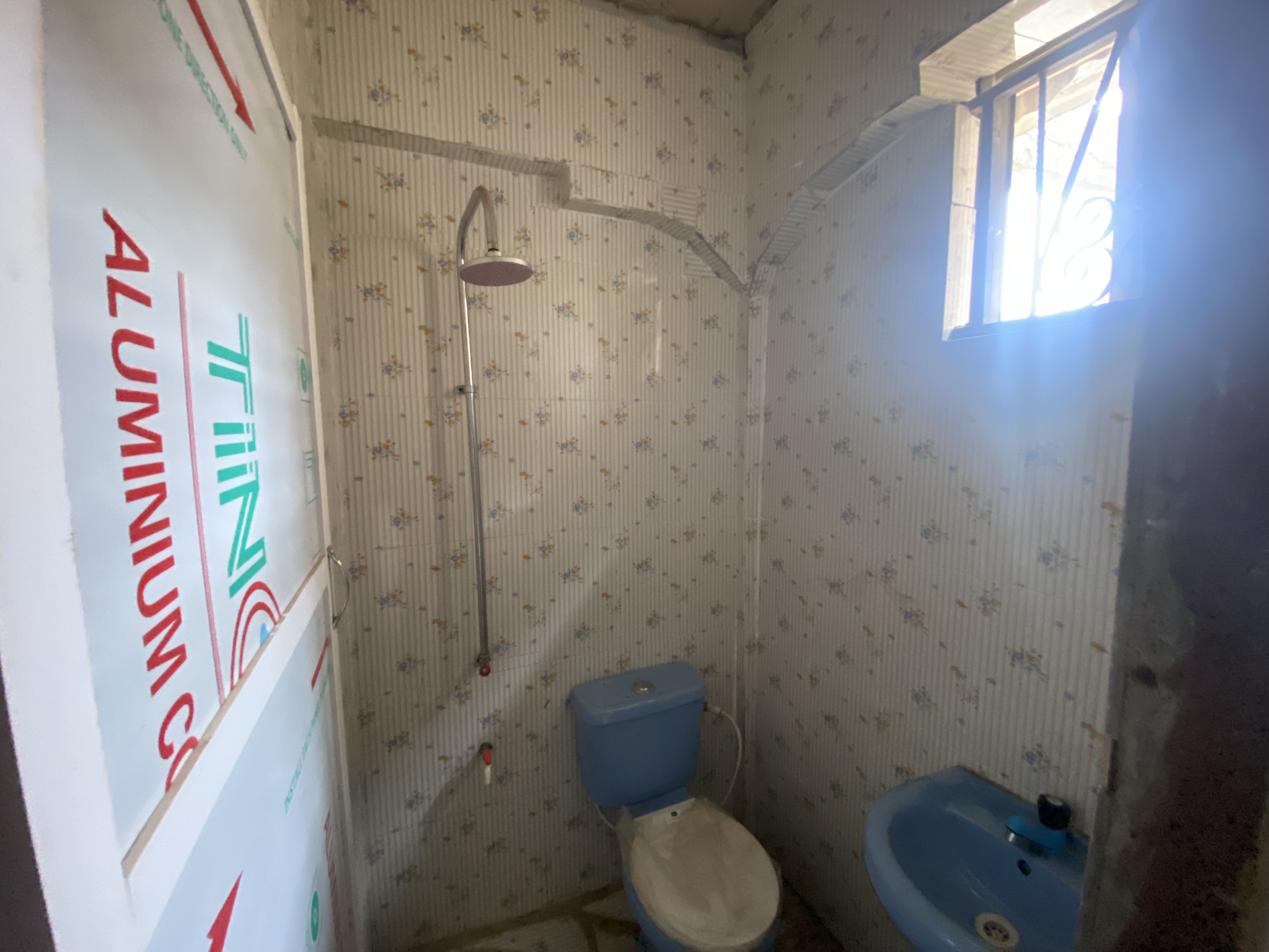 Two Bedroom Flat with Personal Toilet in Each Room in Araromi image 5
